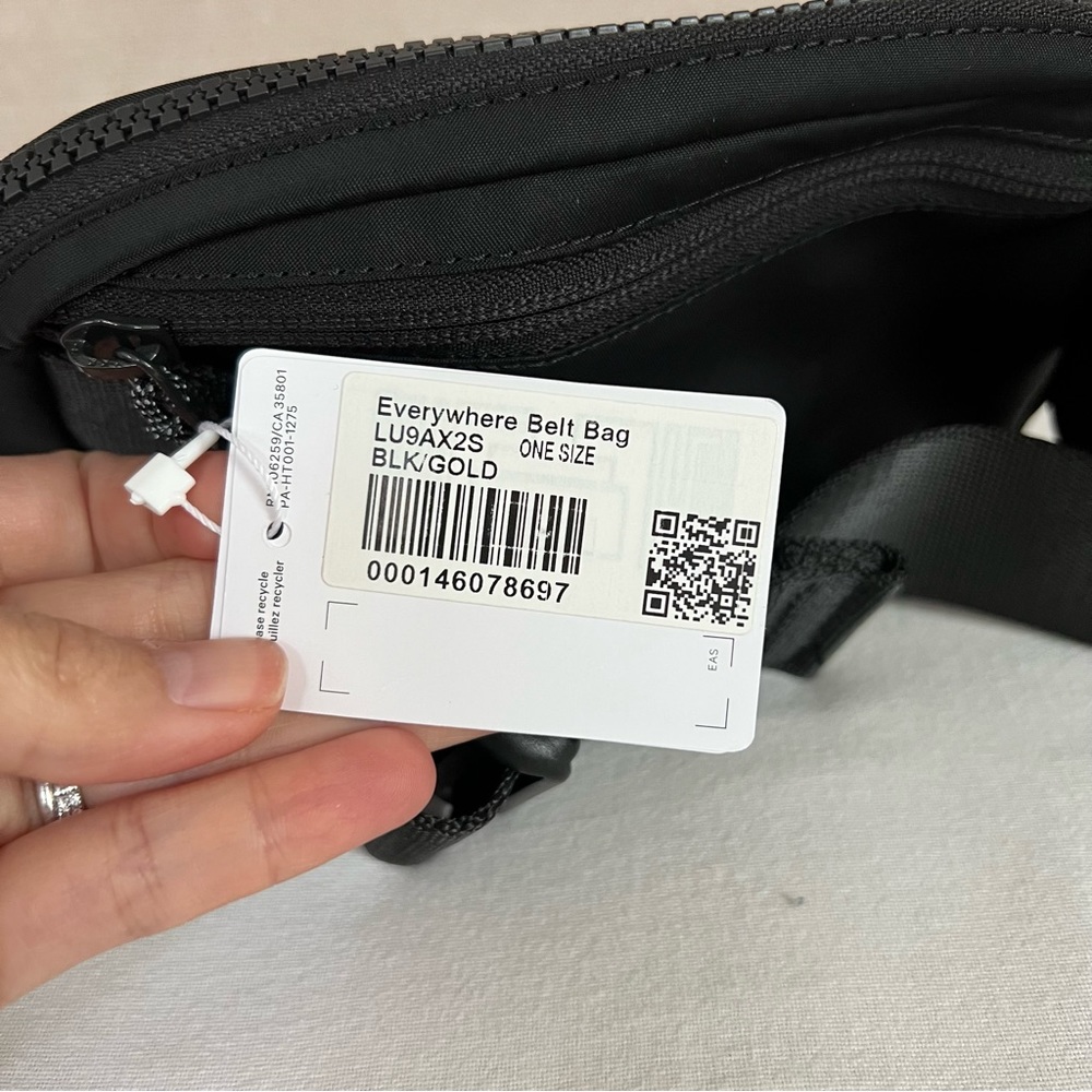 Lululemon • Everywhere Belt Bag - Picture 10 of 12